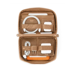 Arlo Tech Organizer In Camel, Large 11 Arlo Tech Organizer In Camel, Large -Rimowa Sale 365 Arlo Camel L 1299