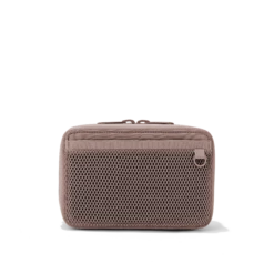 Arlo Tech Organizer In Dune, Large 10 Arlo Tech Organizer In Dune, Large -Rimowa Sale 365 Arlo Dune L 0179