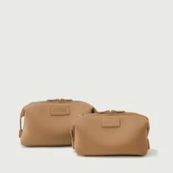 Hunter Toiletry Bag In Camel, Large -Rimowa Sale 365 Hunter Camel Group 0157 EDEAE8