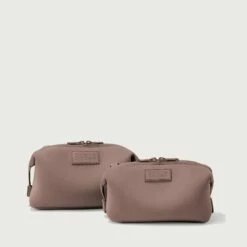 Hunter Toiletry Bag In Dune, Large -Rimowa Sale 365 Hunter Dune Group 0157 EDEAE8