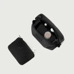 Hunter Toiletry Bag In Onyx, Small -Rimowa Sale 365 Hunter Onyx S 1471 EDEAE8