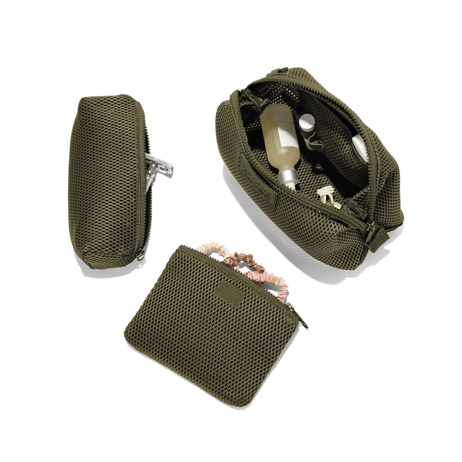 Hunter Toiletry Bag In Dark Moss Air Mesh, Large 4 Hunter Toiletry Bag In Dark Moss Air Mesh, Large - Image 2