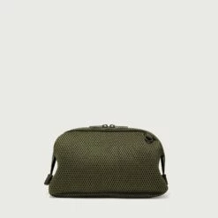 Hunter Toiletry Bag In Dark Moss Air Mesh, Large 25 Hunter Toiletry Bag In Dark Moss Air Mesh, Large -Rimowa Sale 365 Hunter L Dark Moss Backcopy EDEAE8