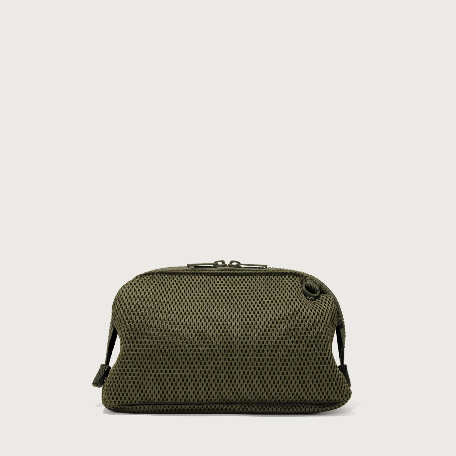 Hunter Toiletry Bag In Dark Moss Air Mesh, Large 9 Hunter Toiletry Bag In Dark Moss Air Mesh, Large - Image 7