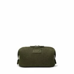Hunter Toiletry Bag In Dark Moss Air Mesh, Small -Rimowa Sale 365 Hunter S Dark Moss Front FFFFFF