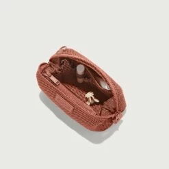 Hunter Toiletry Bag In Warm Dust Air Mesh, Small -Rimowa Sale 365 Hunter S Warm Dust Aerial Bag Onlycopy EDEAE8