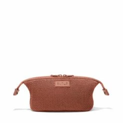 Hunter Toiletry Bag In Warm Dust Air Mesh, Small -Rimowa Sale 365 Hunter S Warm Dust Front Unsnapped FFFFFF