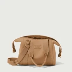 Landon Carryall In Camel, Small 22 Landon Carryall In Camel, Small -Rimowa Sale 365 Landon Camel S 0548 EDEAE8
