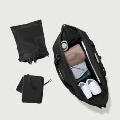 Landon Carryall In Onyx, Extra Large -Rimowa Sale 365 Landon Onyx XL 1785 2048x2048 EDEAE8