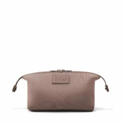 Hunter Toiletry Bag In Dune, Large -Rimowa Sale 365Neoprene Hunter Dune L FrontUnsnapped FFFFFF