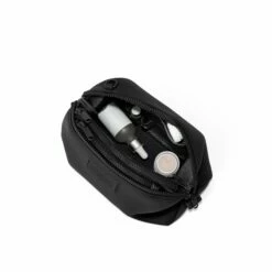 Hunter Toiletry Bag In Onyx, Large -Rimowa Sale 365Neoprene Hunter Onyx L Topdown FFFFFF