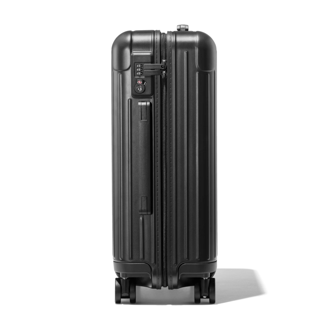 RIMOWA Essential Cabin S 5 RIMOWA Essential Cabin S - Image 3