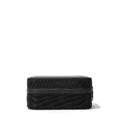 Frankie Jewelry Case In Onyx, Large 14 Frankie Jewelry Case In Onyx, Large -Rimowa Sale Eco Jewelry Case Large Dark Moss Sidecopy2 a3444476 d4b5 466d 81b4 7c4b01eed66a