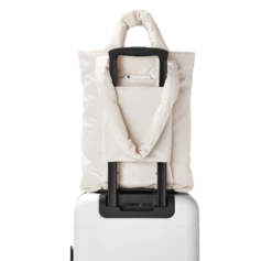Jemi Cargo Tote In Moonbeam -Rimowa Sale Novelty Puff Tote Moonbeam Luggagecopy2