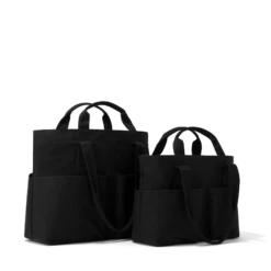 Vida Organic Cotton Tote In Onyx, Large -Rimowa Sale OrganicCotton Vida Onyx SizeComparisonAngle 2048x2048.jpgcopy 6aecc574 bc96 4dd9 bfbe ebc65f369c3c